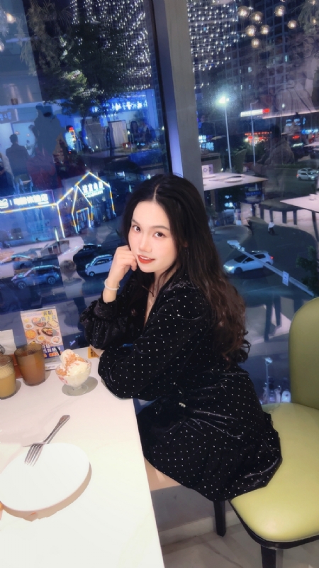 元气的第一张照片--灵山闪婚服务中心